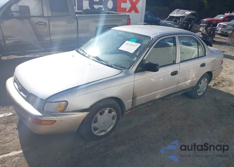 1997 Toyota Corolla Ce z USA, uszkodzony, nr VIN 2T1BA02E0VC193407